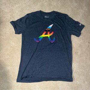 Atlanta Braves Limited Edition Pride Month Rainbow New Era T-Shirt Size L